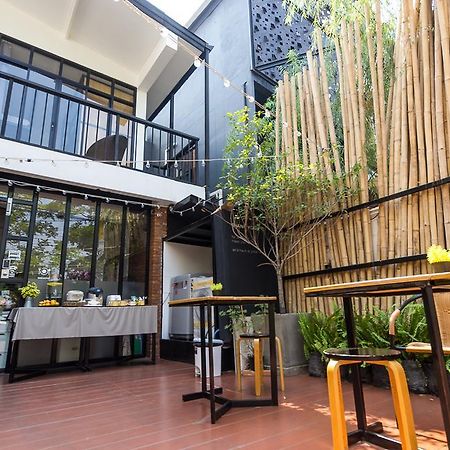 Z'S Hostel At Tha Phae Gate Chiang Mai Ngoại thất bức ảnh