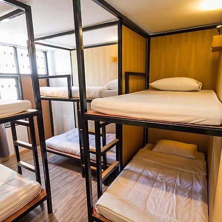 Z'S Hostel At Tha Phae Gate Chiang Mai Ngoại thất bức ảnh