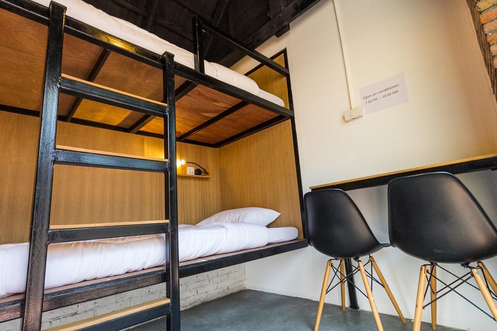 Z'S Hostel At Tha Phae Gate Chiang Mai Ngoại thất bức ảnh