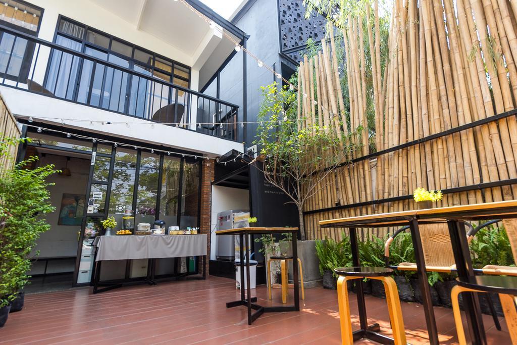 Z'S Hostel At Tha Phae Gate Chiang Mai Ngoại thất bức ảnh